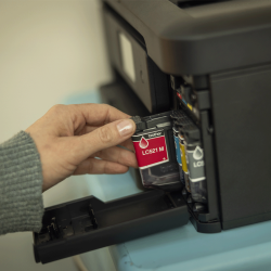 Brother DCP-J1460DW – Imprimante jet d’encre couleur Wi-Fi recto verso